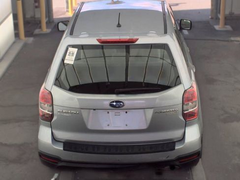 Used 2015 Subaru Forester 2.5i AWD/4WD image 6