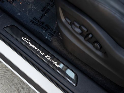 New 2025 Porsche Cayenne Turbo image 29