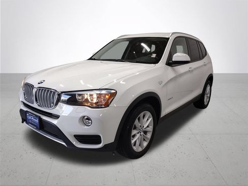 Used 2017 BMW X3 xDrive28i AWD/4WD image 2
