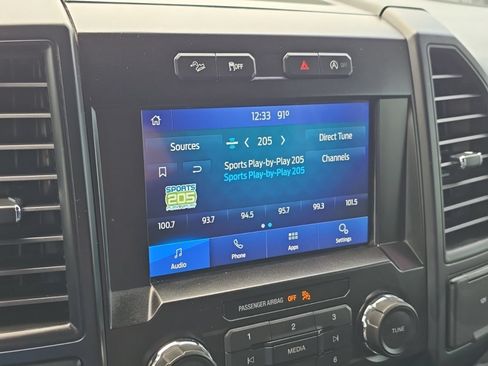 Used 2019 Ford F150 XL w/ Equipment Group 101A Mid AWD/4WD image 3