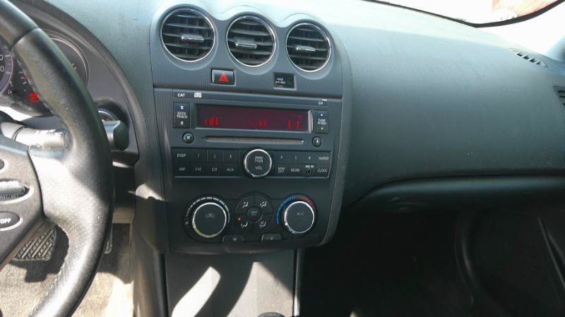 Used 2010 Nissan Altima 2.5 S w/ Convenience Pkg FWD image 7