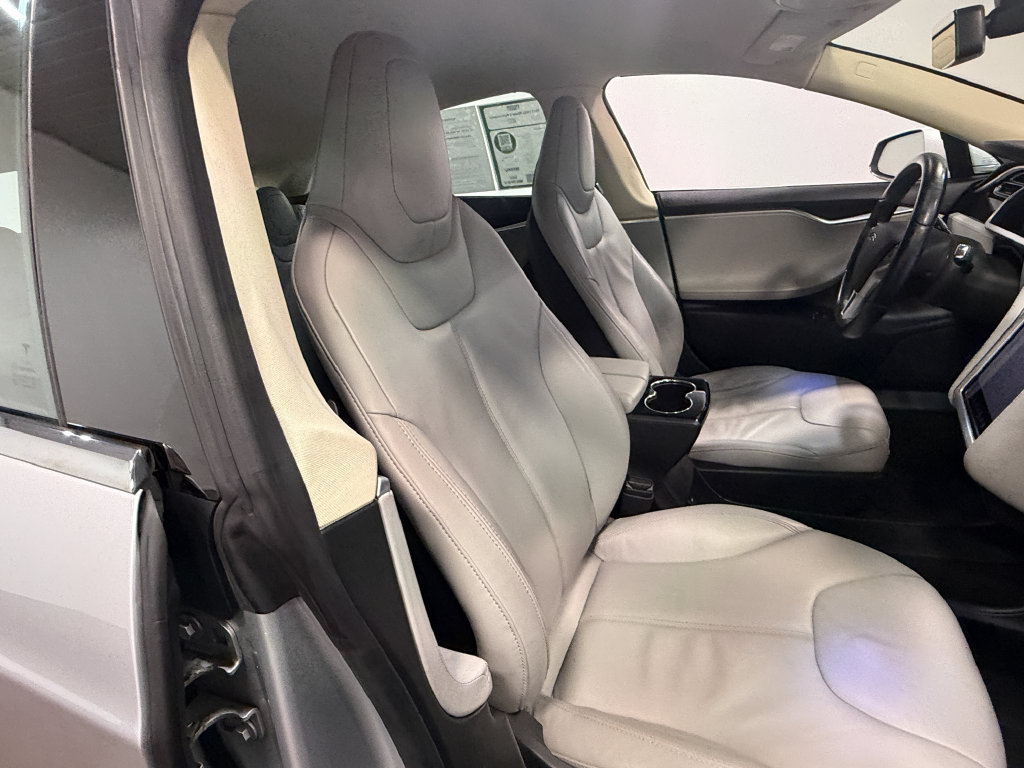 Used 2013 Tesla Model S Performance RWD image 51