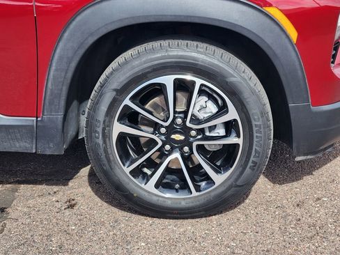 Used 2025 Chevrolet TrailBlazer LT image 30