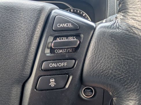 Used 2024 Nissan Frontier SL w/ Technology Package AWD/4WD image 15