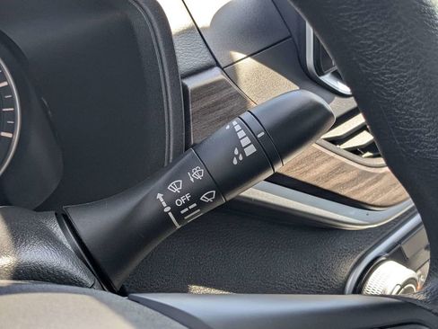 Used 2025 Nissan Altima 2.5 SV image 25