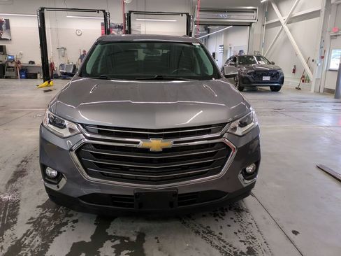 Used 2019 Chevrolet Traverse LT image 8