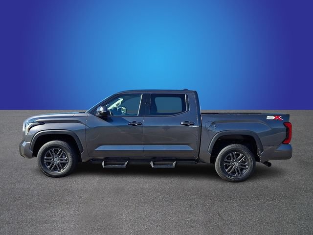 Used 2023 Toyota Tundra SR5 w/ SR5 Convenience Package AWD/4WD image 7
