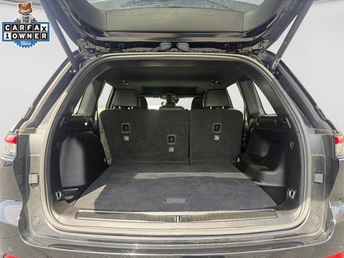 Certified 2024 Jeep Grand Cherokee Altitude AWD/4WD image 18