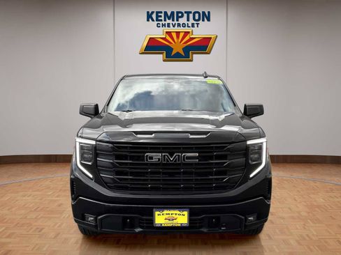 Used 2023 GMC Sierra 1500 Elevation RWD image 1
