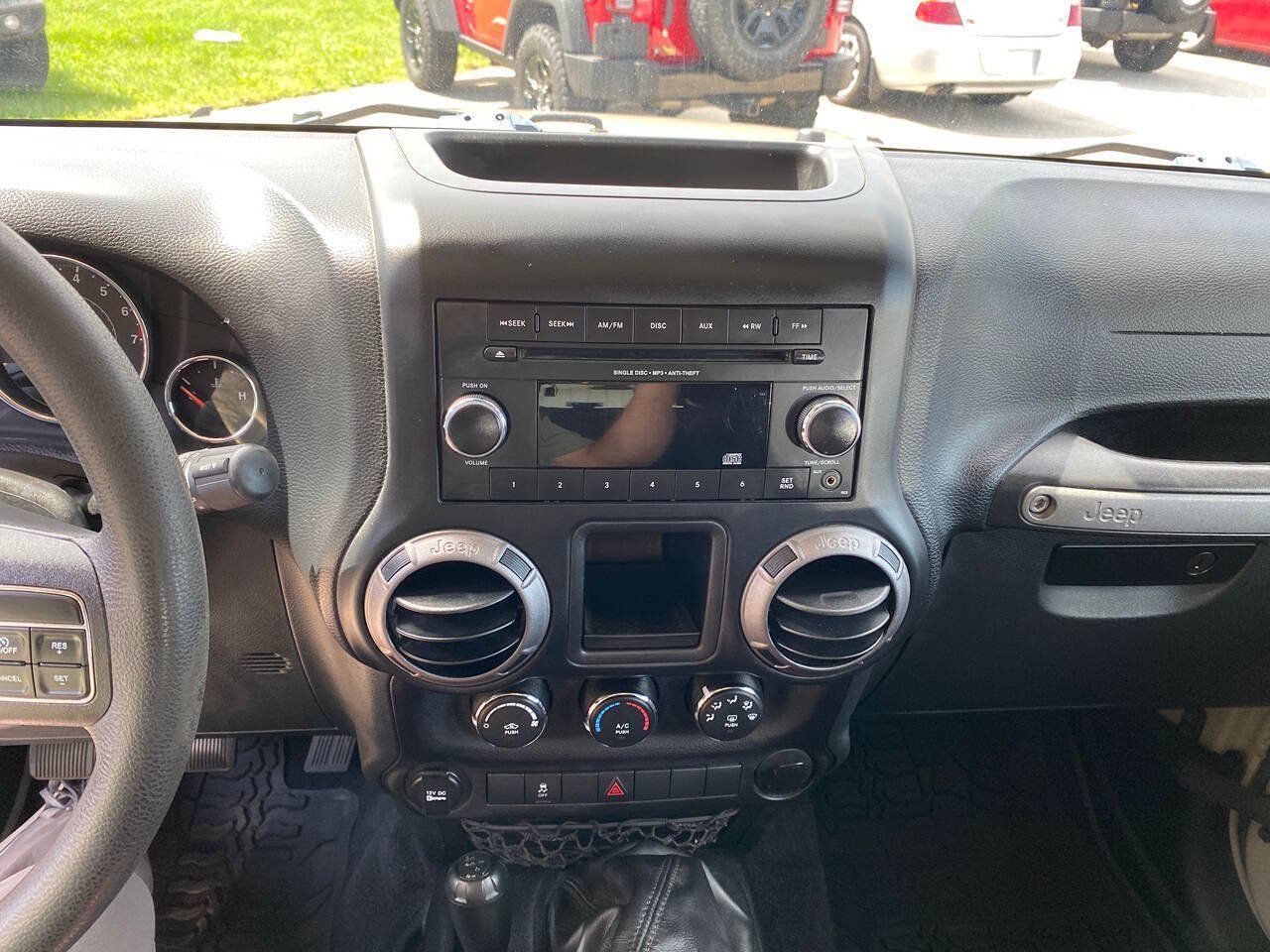 Used 2018 Jeep Wrangler Unlimited Sport AWD/4WD image 23