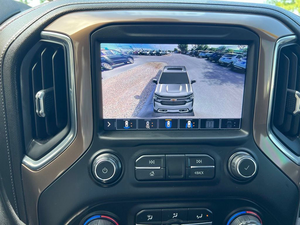 Used 2021 Chevrolet Silverado 1500 High Country w/ Technology Package AWD/4WD image 37