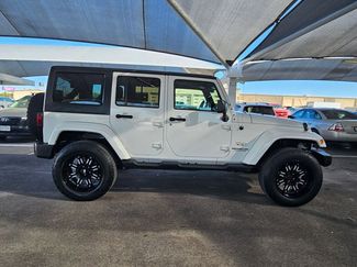 Used 2017 Jeep Wrangler Unlimited Sahara video 4