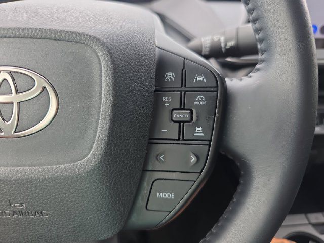 Used 2025 Toyota Prius LE FWD image 20