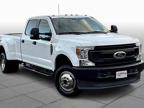 Used 2020 Ford F350 XL w/ Power Equipment Group AWD/4WD image 2
