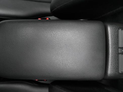Used 2003 Mercedes-Benz C 230 Sedan image 88