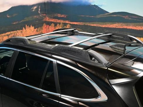 Used 2022 Subaru Outback Premium image 16