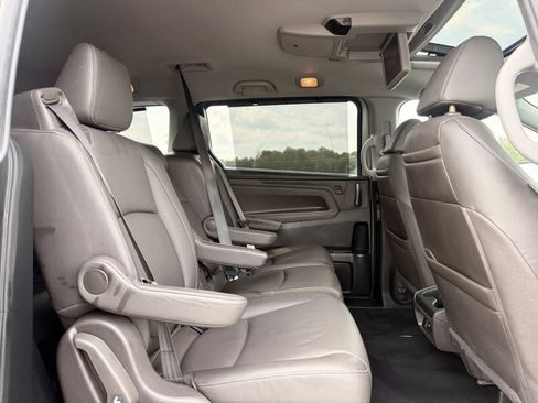 Used 2023 Honda Odyssey Touring image 21