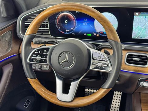 Used 2022 Mercedes-Benz GLS 450 4MATIC image 23