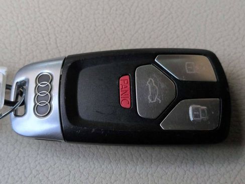 Used 2017 Audi A4 2.0T Premium w/ Convenience Package image 36