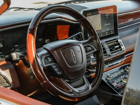 Used 2019 Lincoln Navigator Black Label w/ Cargo Package image 14