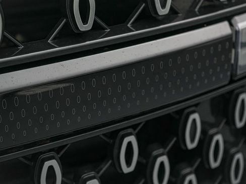 Used 2025 Lincoln Navigator Reserve image 12