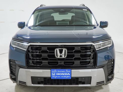 New 2026 Honda Pilot Elite image 2
