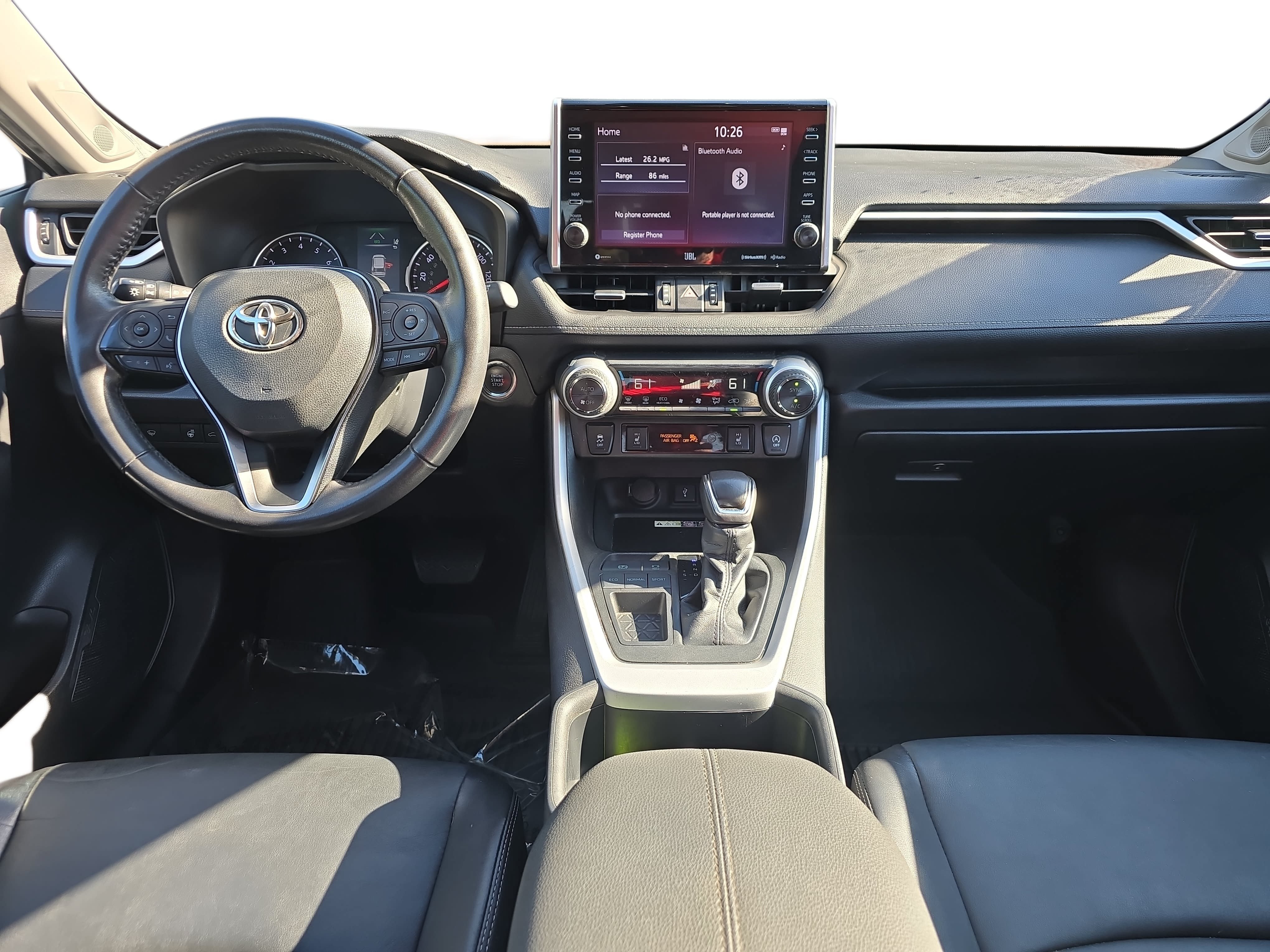 Used 2022 Toyota RAV4 XLE Premium FWD image 9
