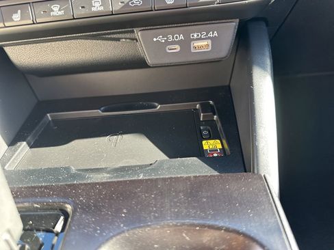 New 2026 Subaru Outback Limited image 17