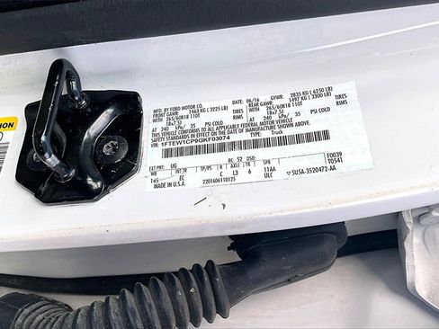 Used 2016 Ford F150 Lariat w/ Trailer Tow Package image 19