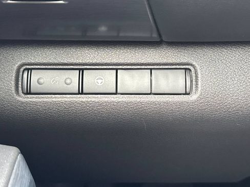 Used 2024 Nissan Pathfinder Rock Creek AWD/4WD image 32