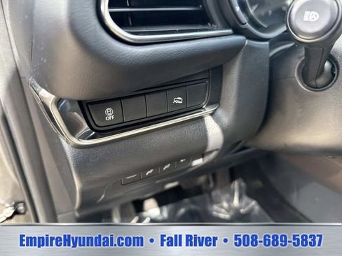 Used 2023 MAZDA CX-30 AWD 2.5 S w/ Premium Package image 22