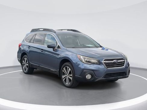 Used 2018 Subaru Outback 2.5i Limited AWD/4WD image 1