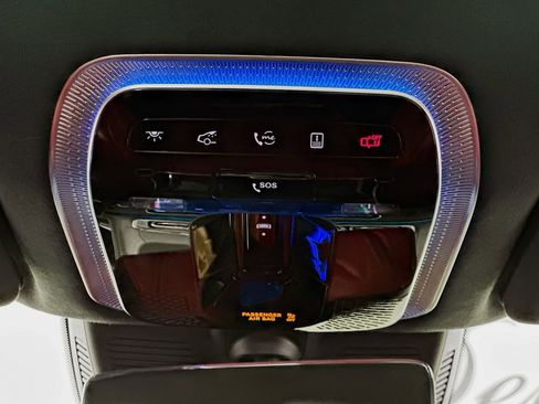 Used 2022 Mercedes-Benz S 580 4MATIC Sedan w/ AMG Line Package image 16