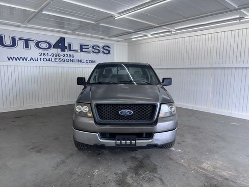 Used 2004 Ford F150 XLT RWD image 2