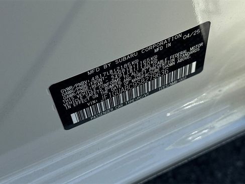 Certified 2025 Subaru Impreza 2.0i image 31