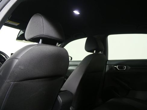 Used 2025 Honda Civic Sport image 16
