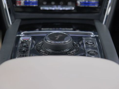 Used 2023 Rolls-Royce Cullinan image 65