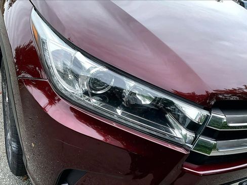 Used 2019 Toyota Highlander Limited Platinum AWD/4WD image 27