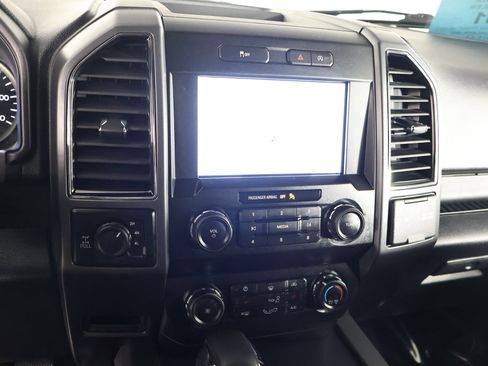 Used 2020 Ford F150 XLT w/ Equipment Group 302A Luxury image 28