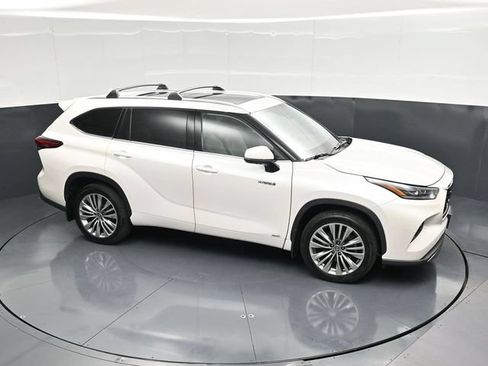 Used 2021 Toyota Highlander Platinum AWD/4WD image 51