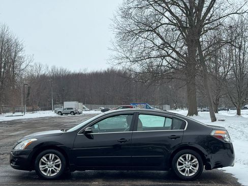 Used 2011 Nissan Altima 2.5 SL w/ 2.5SL Pkg image 10