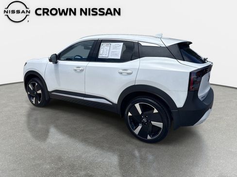 Used 2025 Nissan Kicks SR FWD image 4