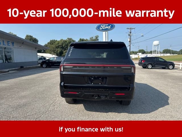 Used 2025 Lincoln Navigator Reserve AWD/4WD image 22