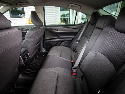 Used 2025 Toyota Camry LE FWD image 23
