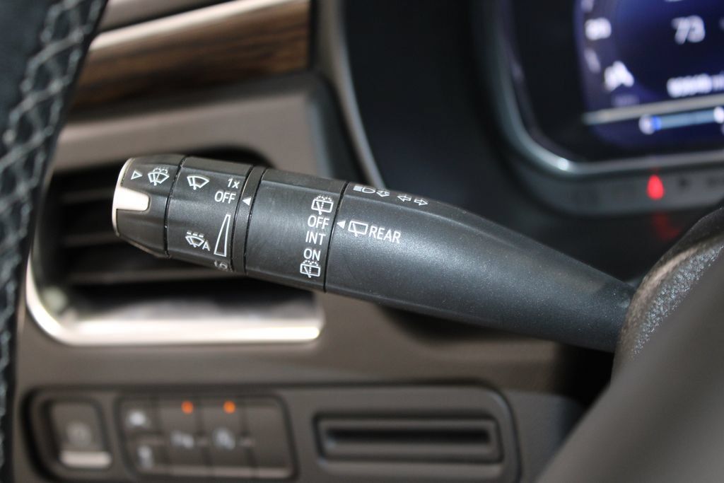 Used 2023 Chevrolet Tahoe Premier RWD image 40