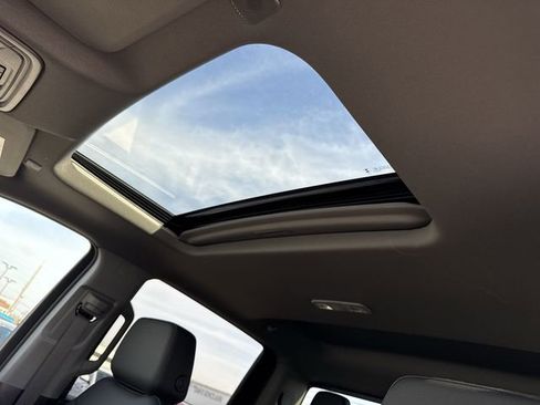 New 2026 GMC Sierra 3500 SLT w/ SLT Premium Package image 22