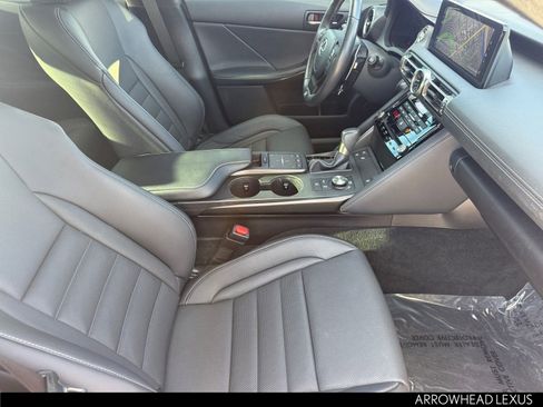 Used 2022 Lexus IS 350 F Sport image 32