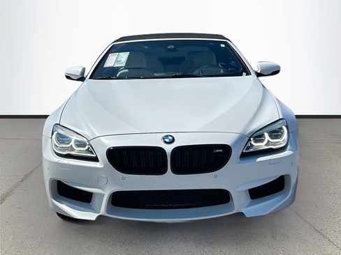 Used 2018 BMW M6 Convertible RWD image 2