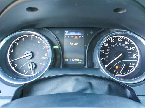 Used 2019 Toyota Camry SE image 28