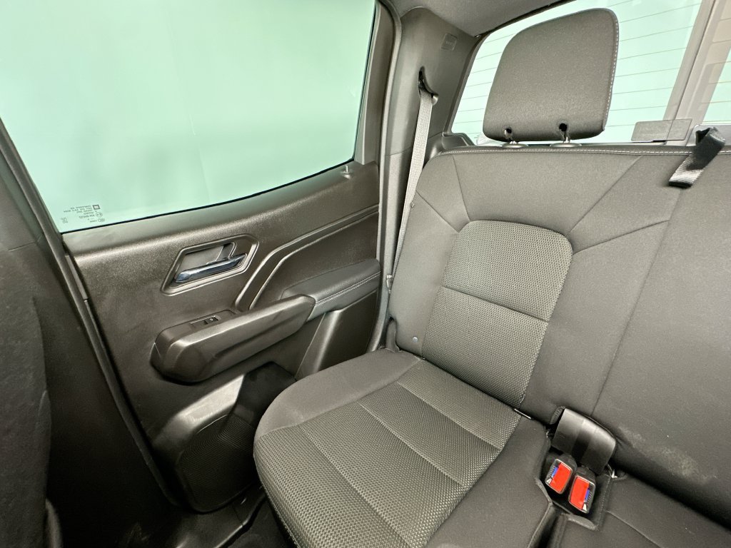 Used 2025 GMC Canyon Elevation w/ Technology Package RWD image 12